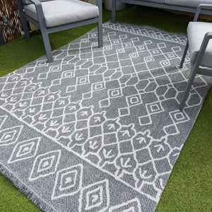 Grey Fringed Trellis Flatweave Outdoor Rug - Casa